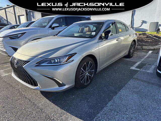 used 2022 Lexus ES 300h car, priced at $34,991