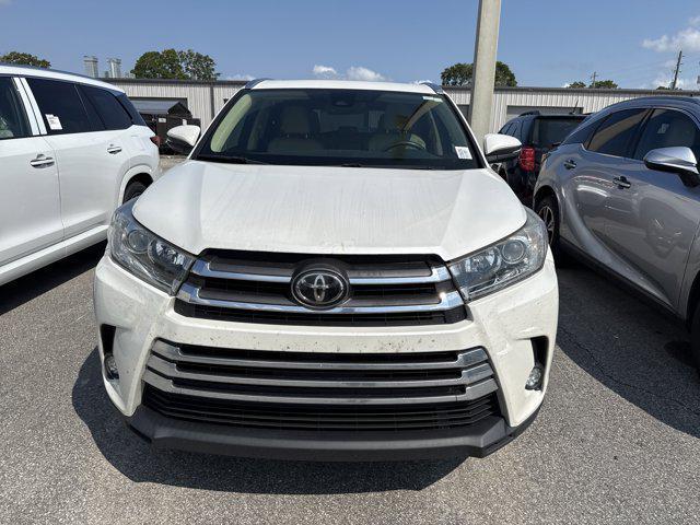 used 2018 Toyota Highlander car, priced at $26,991