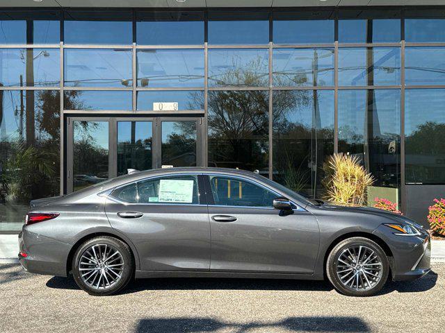 new 2025 Lexus ES 350 car, priced at $48,244