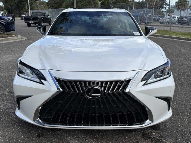 new 2025 Lexus ES 350 car, priced at $48,439