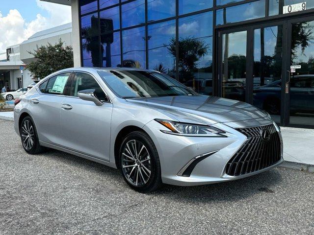 new 2025 Lexus ES 300h car, priced at $50,769