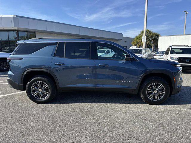 used 2025 Chevrolet Traverse car, priced at $33,997