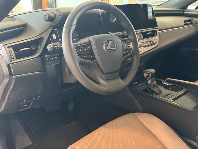 new 2025 Lexus ES 350 car, priced at $47,689