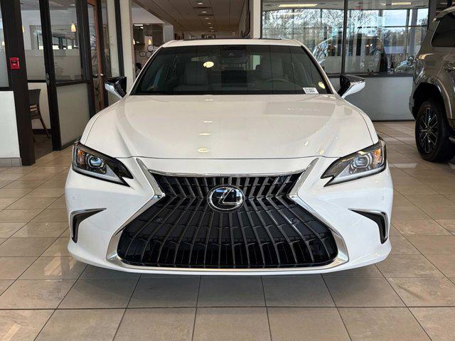 new 2025 Lexus ES 350 car, priced at $47,689