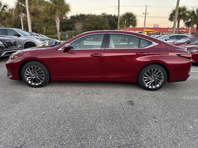 new 2025 Lexus ES 350 car, priced at $55,724