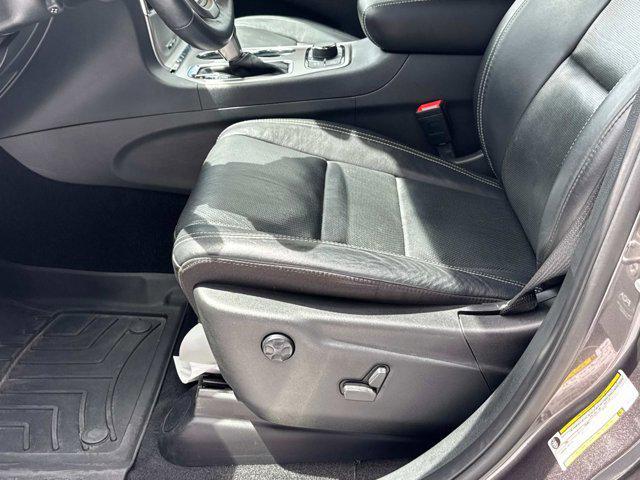 used 2021 Jeep Grand Cherokee car, priced at $26,995