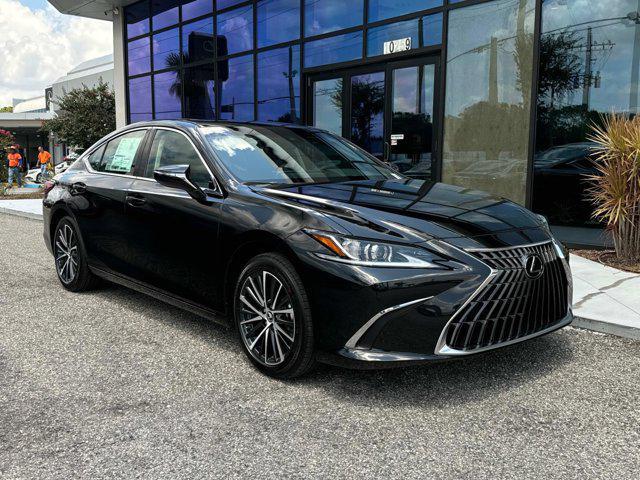 new 2025 Lexus ES 300h car, priced at $50,269