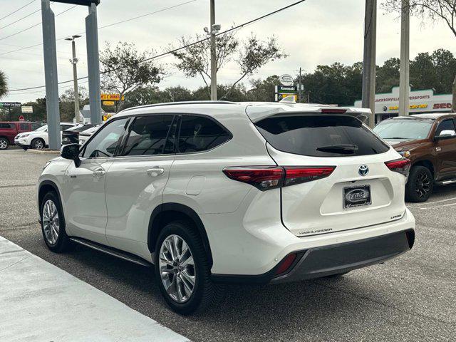 used 2021 Toyota Highlander Hybrid car, priced at $38,991