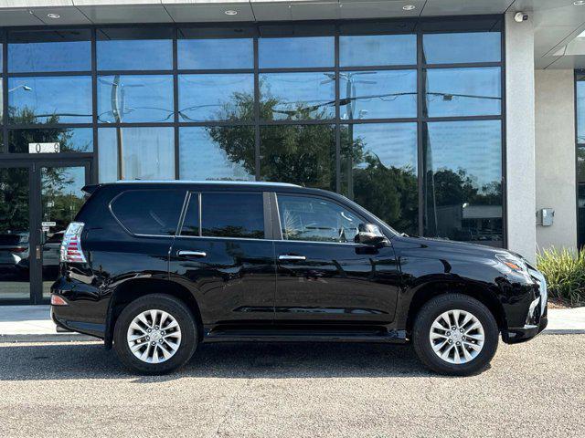 used 2022 Lexus GX 460 car, priced at $53,995