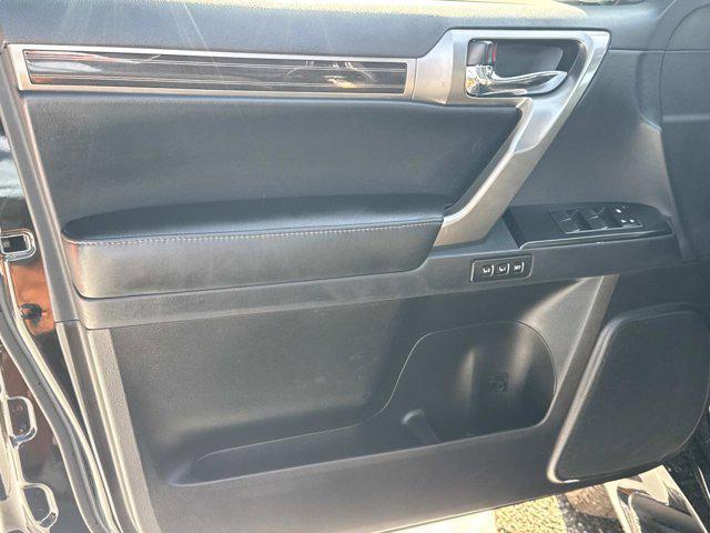 used 2022 Lexus GX 460 car, priced at $53,995