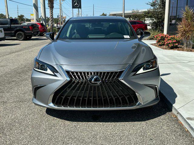 new 2025 Lexus ES 350 car, priced at $48,044