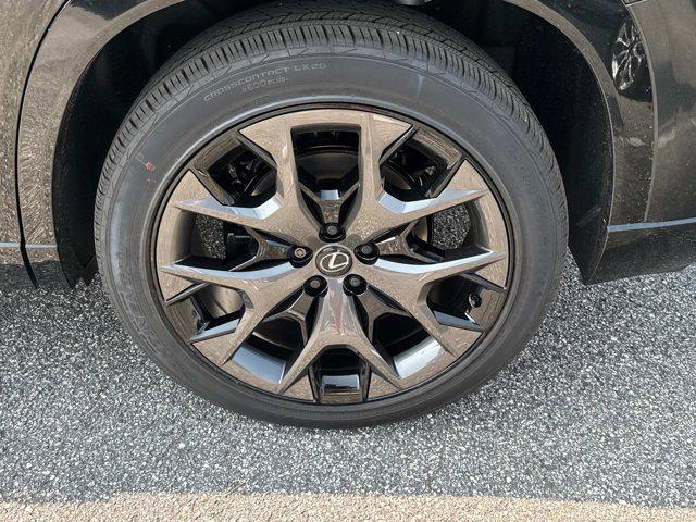 new 2025 Lexus TX 500h car, priced at $73,564