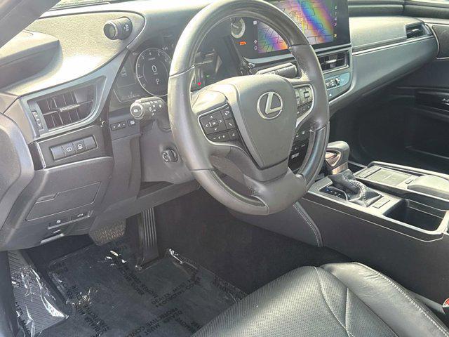 used 2022 Lexus ES 350 car, priced at $40,991