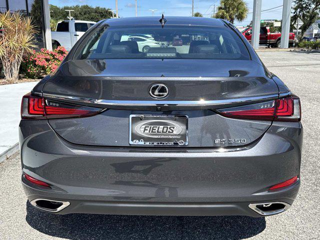 new 2025 Lexus ES 350 car, priced at $48,439