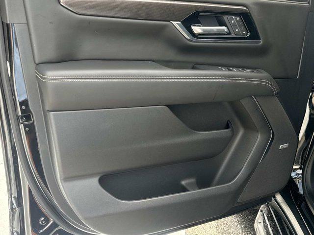 used 2025 GMC Yukon car, priced at $71,991