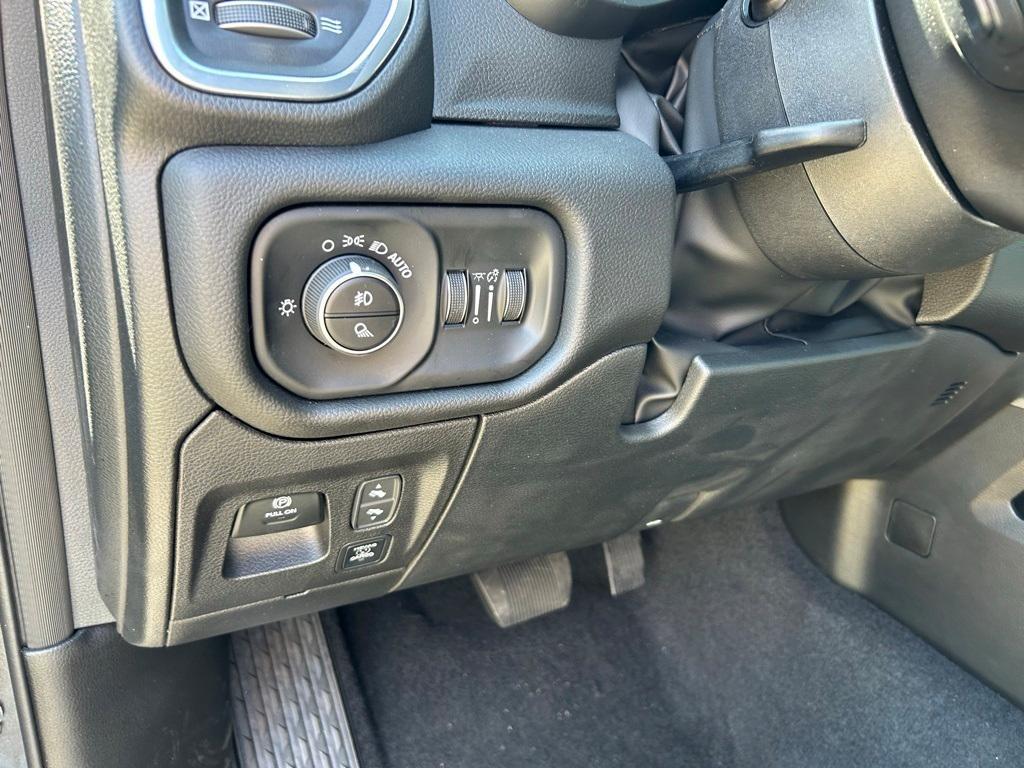 new 2025 Ram 1500 car, priced at $57,021