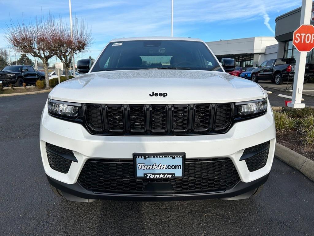 new 2025 Jeep Grand Cherokee car, priced at $41,840