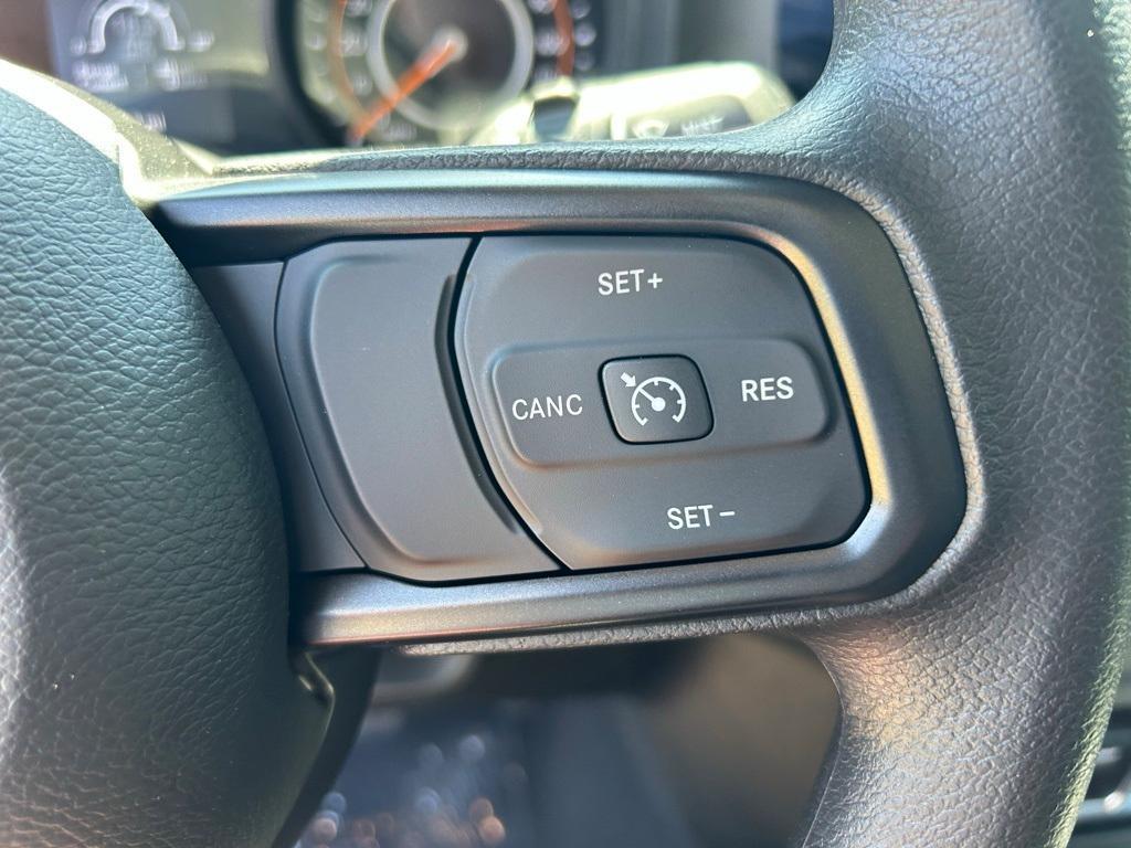 new 2025 Jeep Wrangler car, priced at $39,815