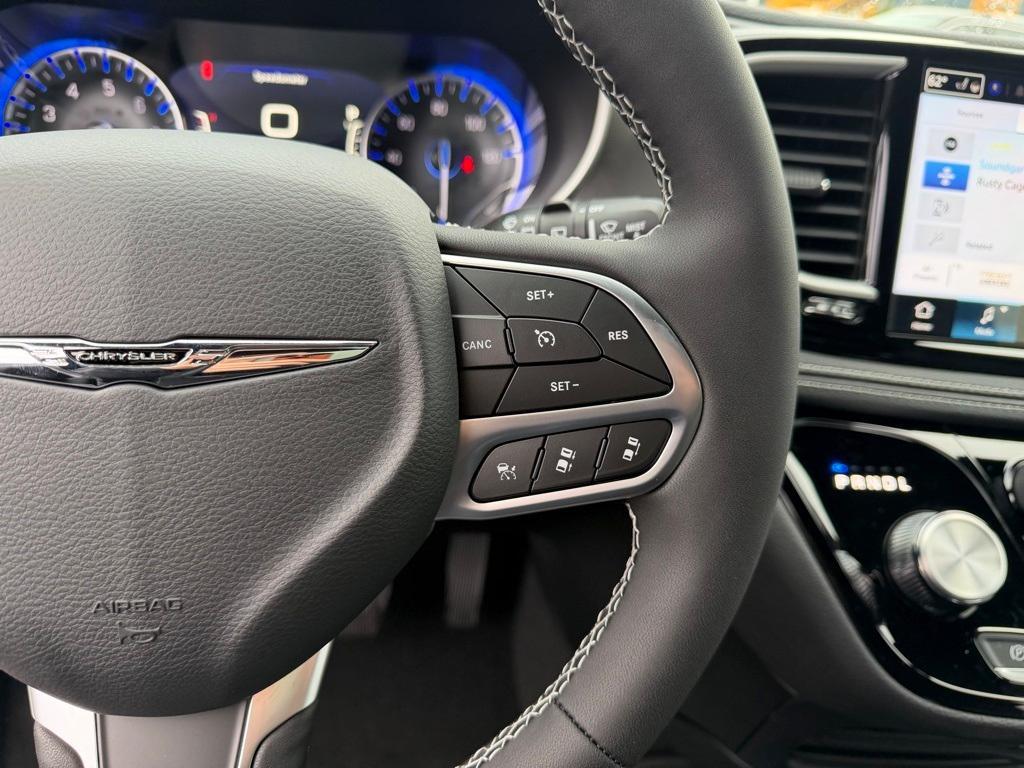 new 2026 Chrysler Pacifica car, priced at $42,560