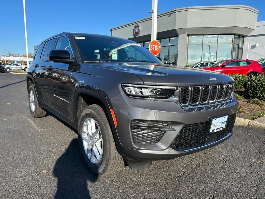 new 2025 Jeep Grand Cherokee car, priced at $41,594