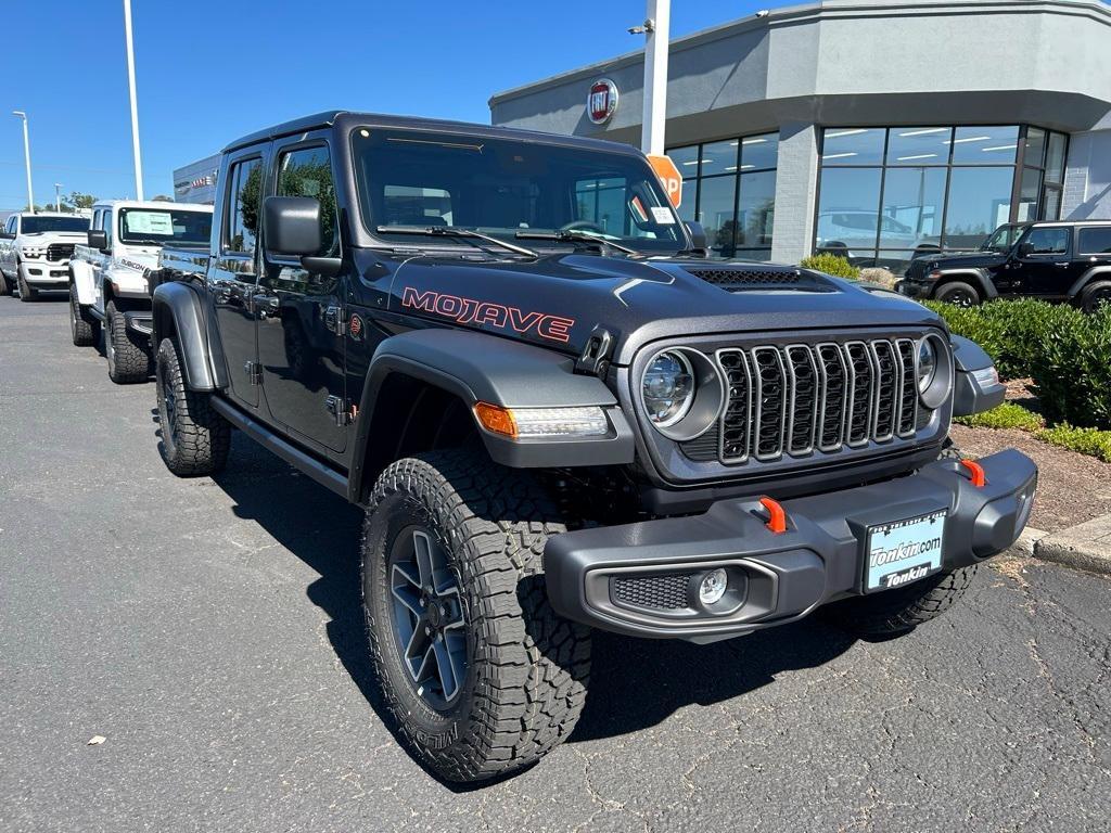 new 2025 Jeep Gladiator car, priced at $48,992