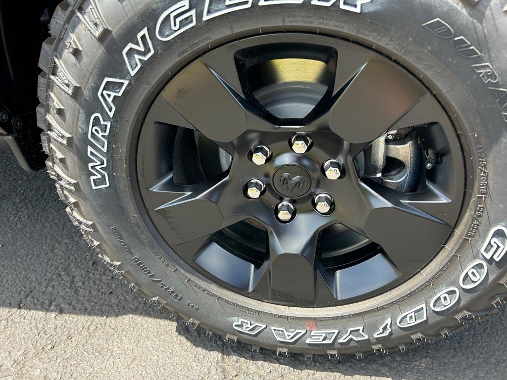 new 2025 Ram 1500 car, priced at $46,992