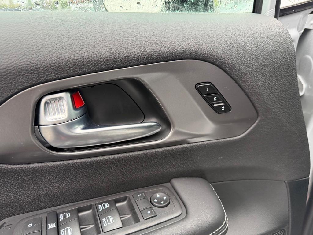 new 2026 Chrysler Pacifica car, priced at $44,335