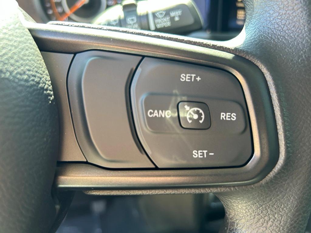 new 2025 Jeep Wrangler car, priced at $35,992