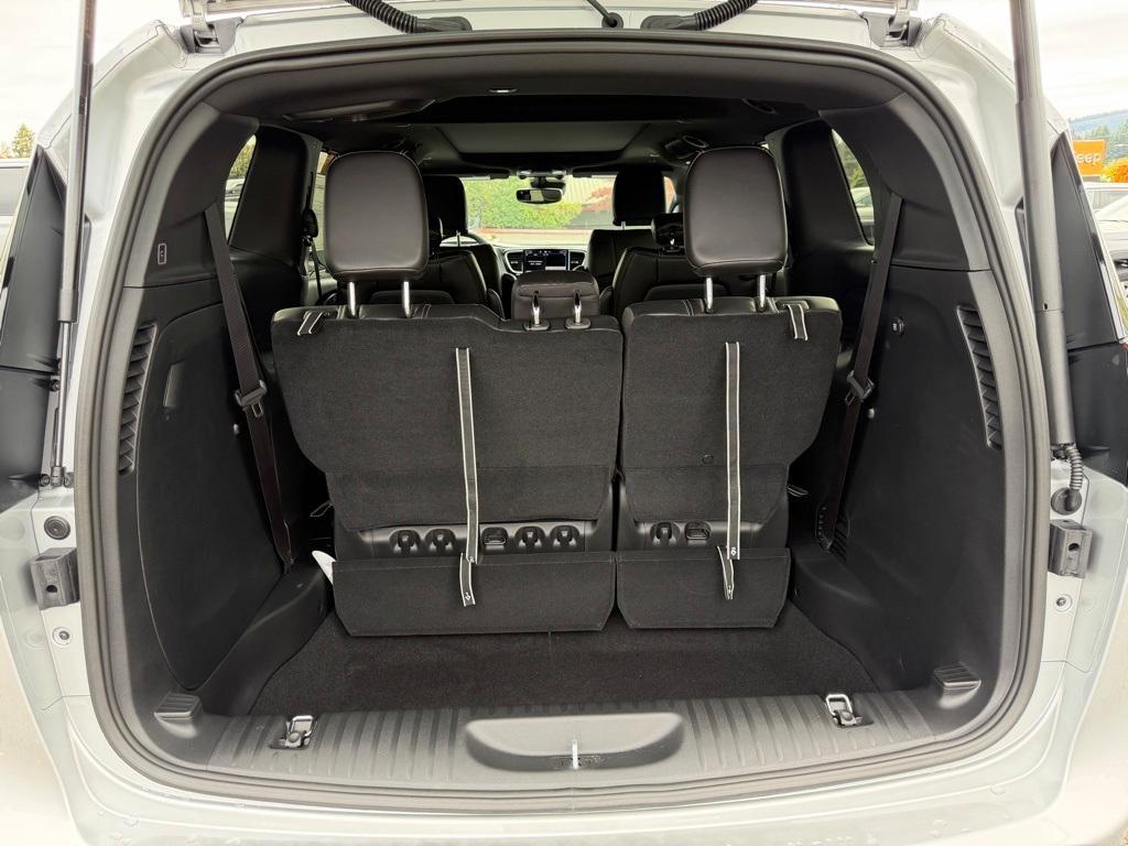 new 2026 Chrysler Pacifica car, priced at $42,444