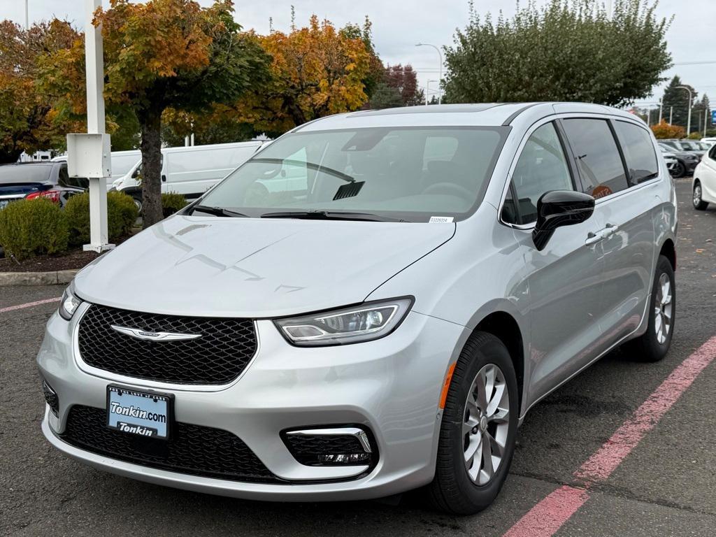 new 2026 Chrysler Pacifica car, priced at $42,444