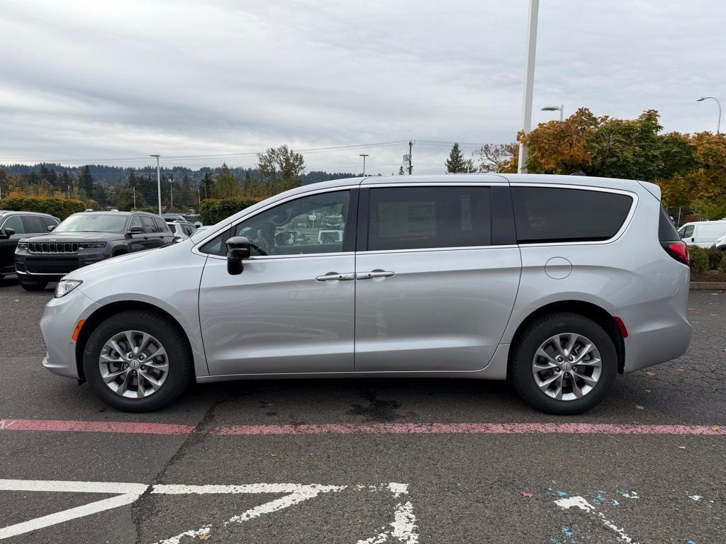 new 2026 Chrysler Pacifica car, priced at $42,444