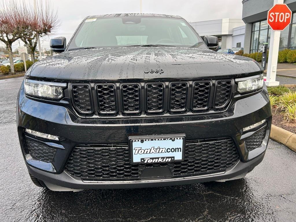 new 2025 Jeep Grand Cherokee car, priced at $45,992