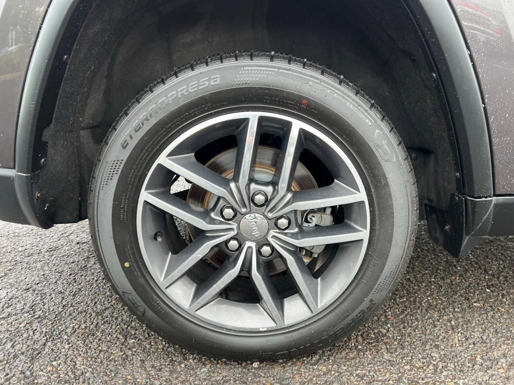 used 2018 Jeep Grand Cherokee car, priced at $14,990