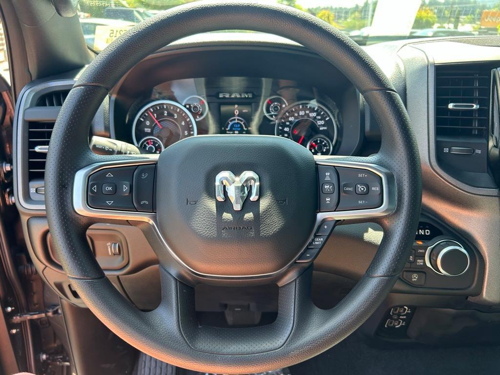 new 2025 Ram 1500 car, priced at $44,992