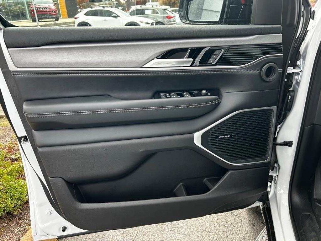 new 2025 Jeep Wagoneer car, priced at $72,992