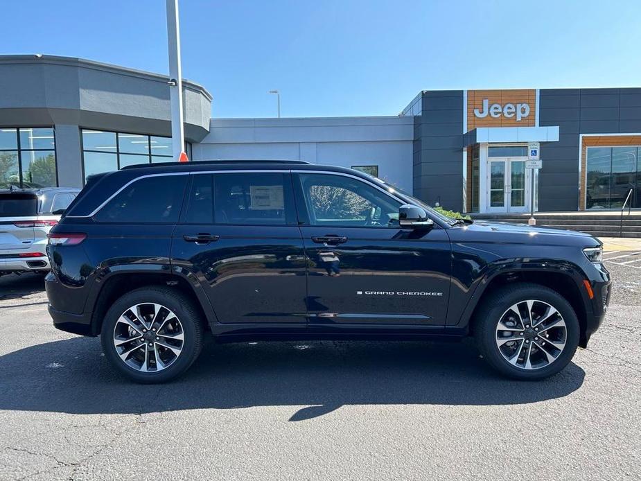 new 2024 Jeep Grand Cherokee car, priced at $51,992