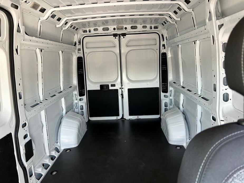 new 2024 Ram ProMaster 2500 car, priced at $44,999