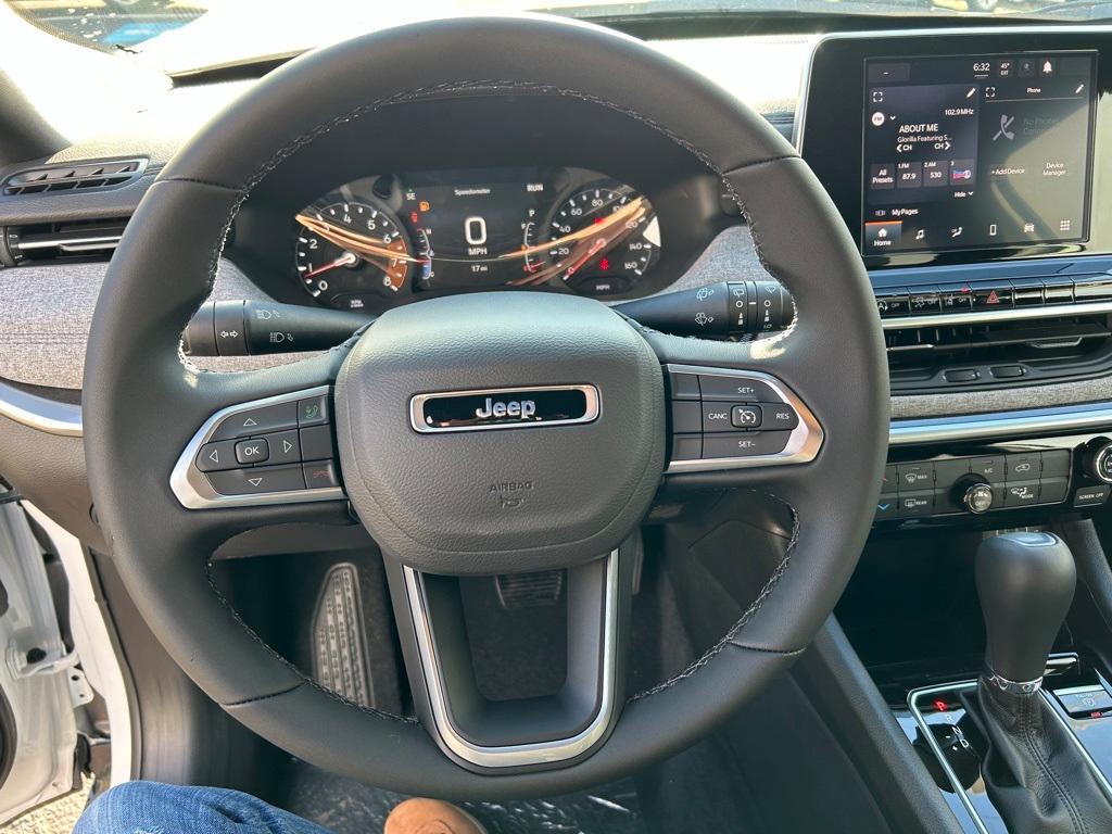 new 2025 Jeep Compass car, priced at $25,358