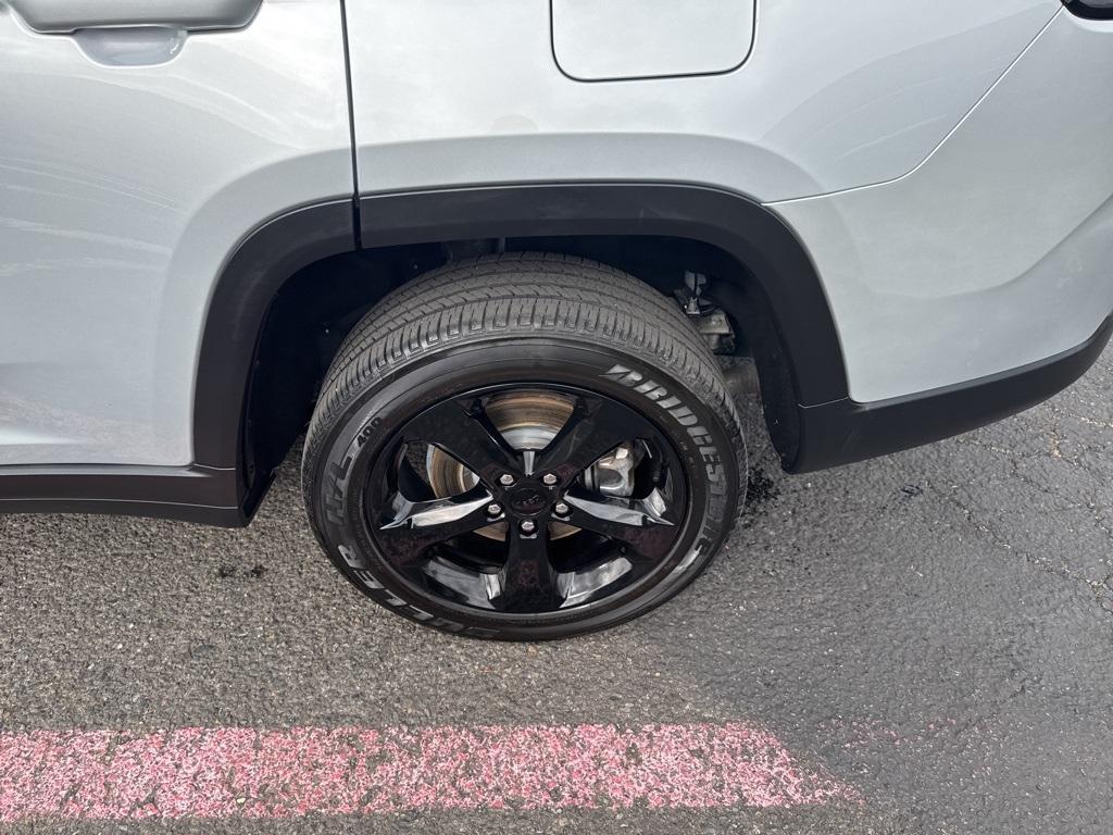 used 2021 Jeep Grand Cherokee L car