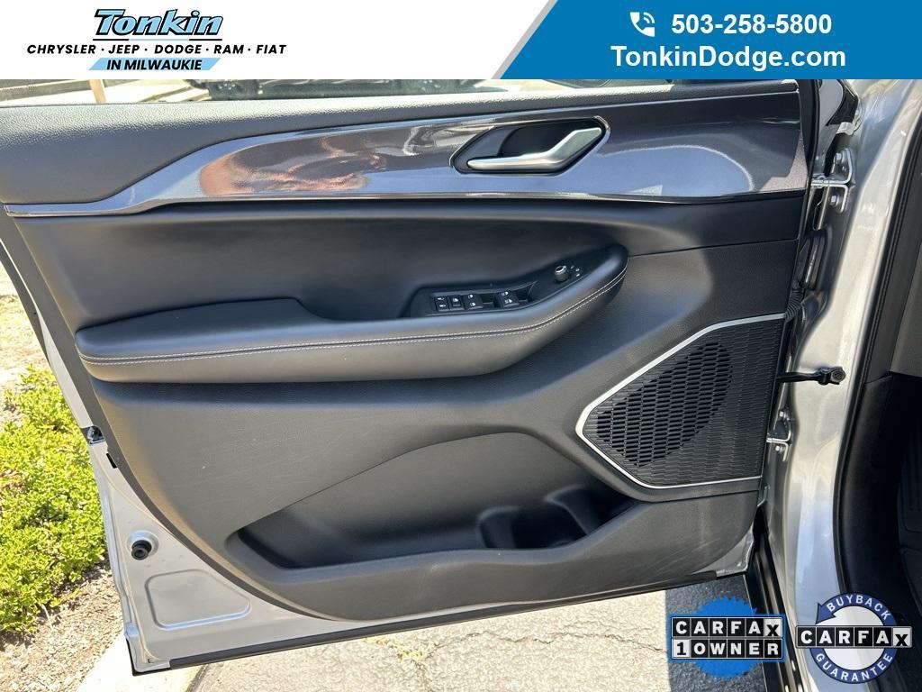 used 2021 Jeep Grand Cherokee L car, priced at $29,990
