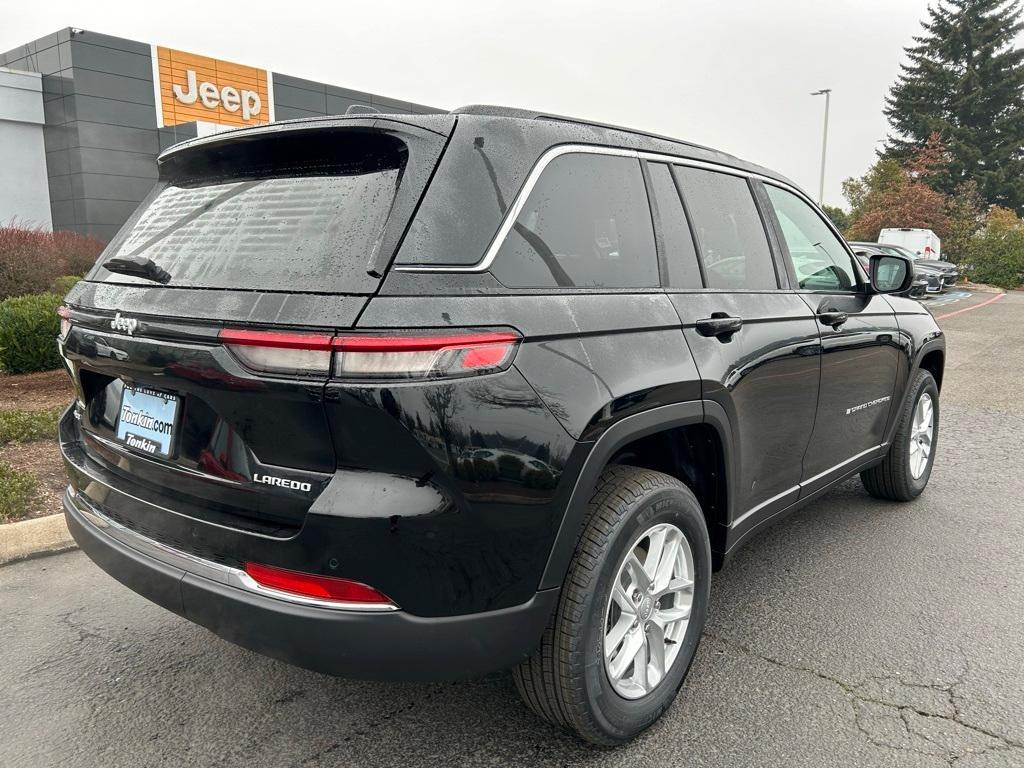 new 2025 Jeep Grand Cherokee car, priced at $37,874