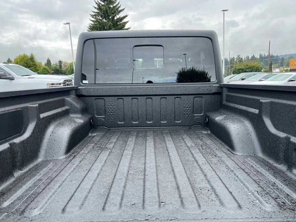 new 2025 Jeep Gladiator car, priced at $46,992