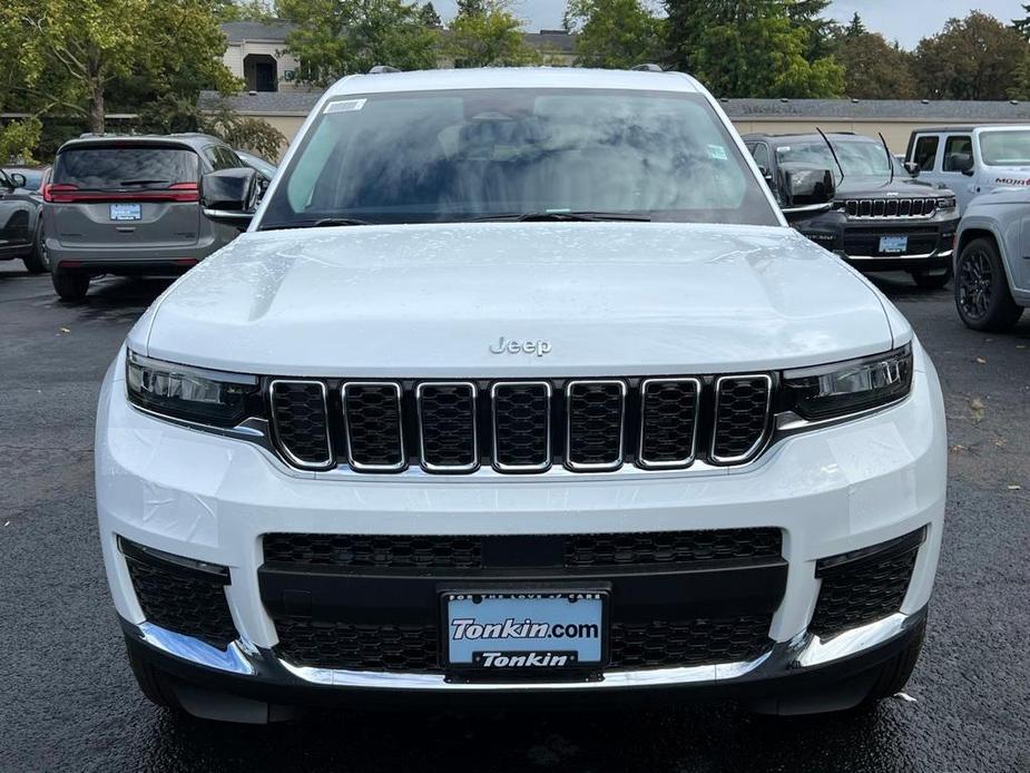 new 2023 Jeep Grand Cherokee L car, priced at $43,095