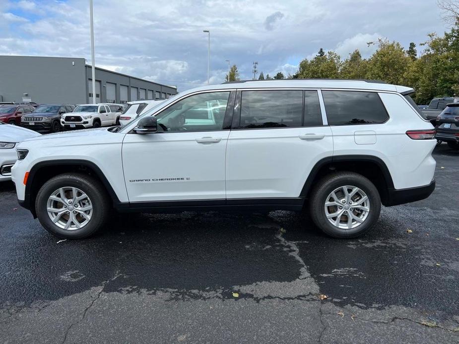 new 2023 Jeep Grand Cherokee L car, priced at $43,095