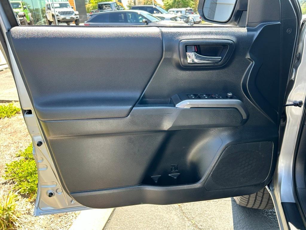 used 2016 Toyota Tacoma car, priced at $25,500
