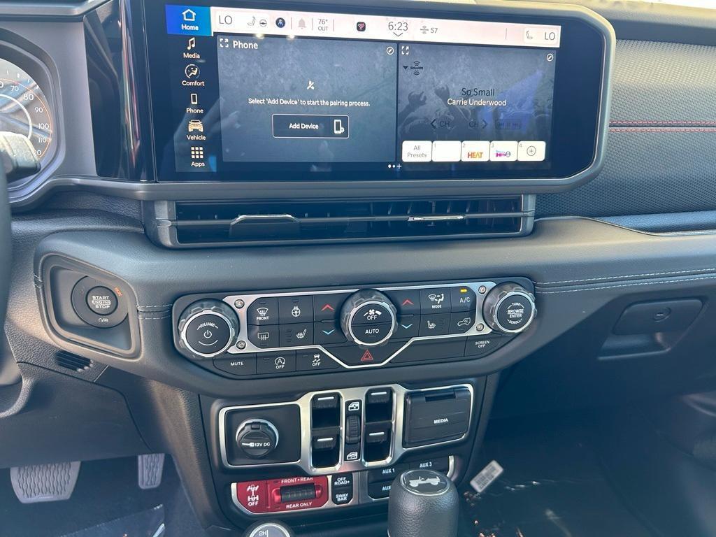 new 2025 Jeep Wrangler car, priced at $54,348
