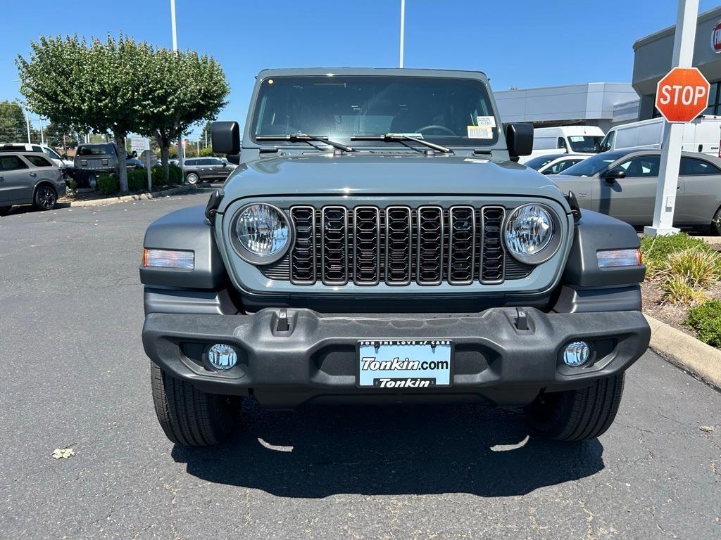 new 2025 Jeep Wrangler car, priced at $38,992