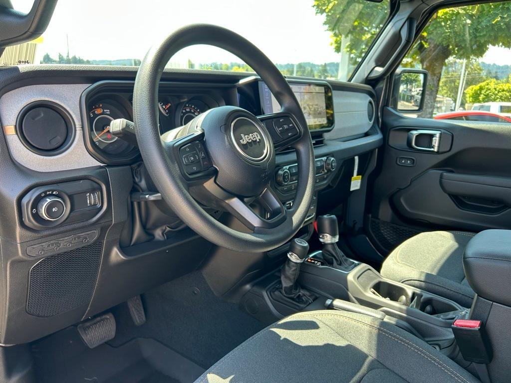 new 2025 Jeep Wrangler car, priced at $38,992