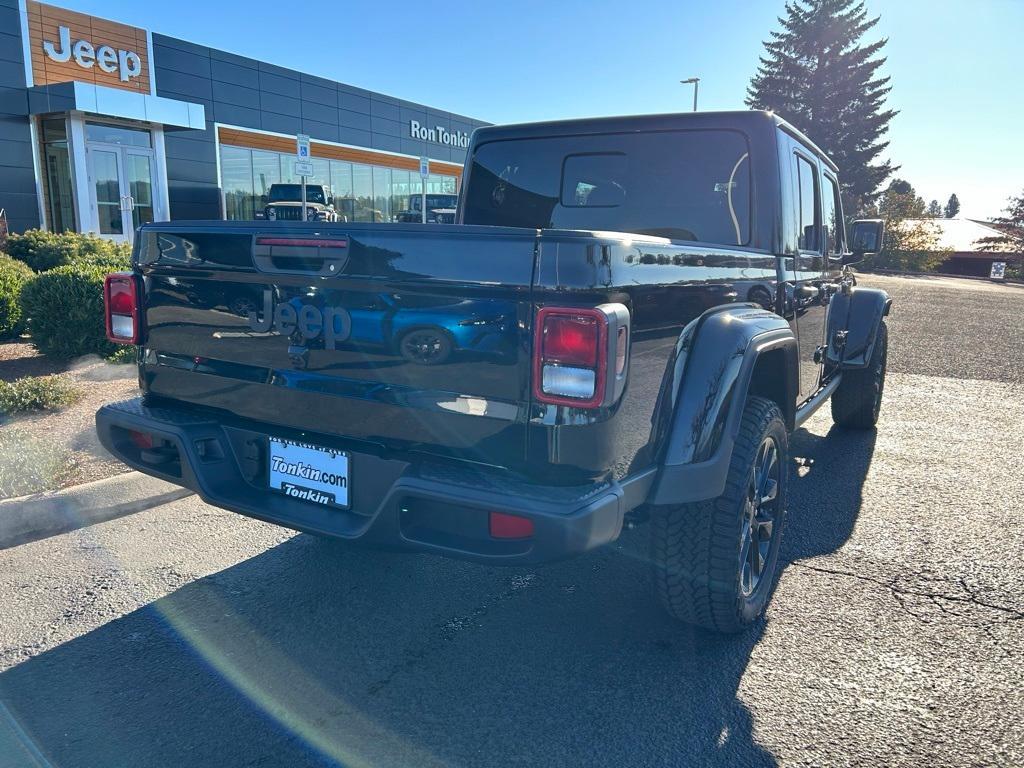 new 2025 Jeep Gladiator car, priced at $39,989