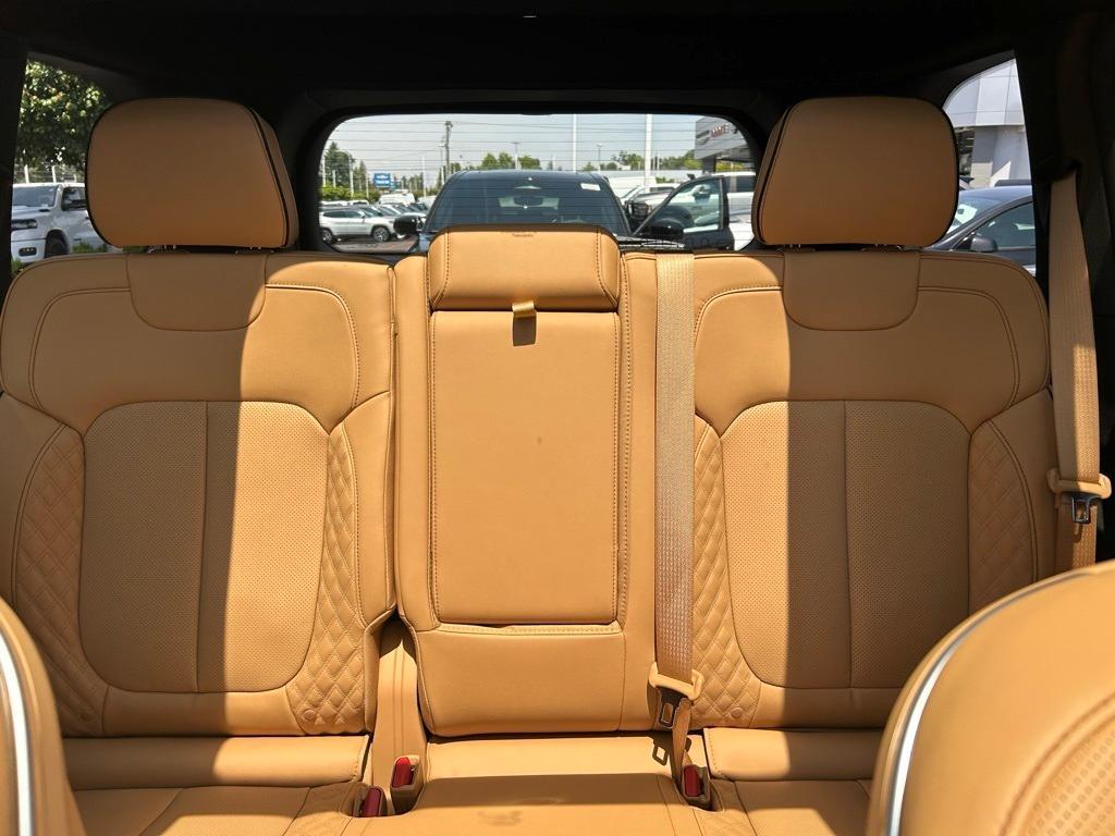 new 2025 Jeep Grand Cherokee car, priced at $59,642